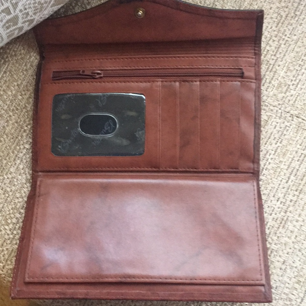 Wallet - Picture 2 of 2